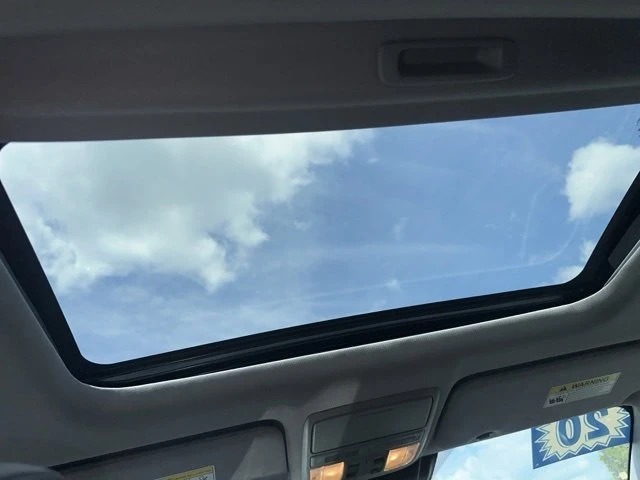 2020 Honda CR-V 5th Gen - Image 10 of 20