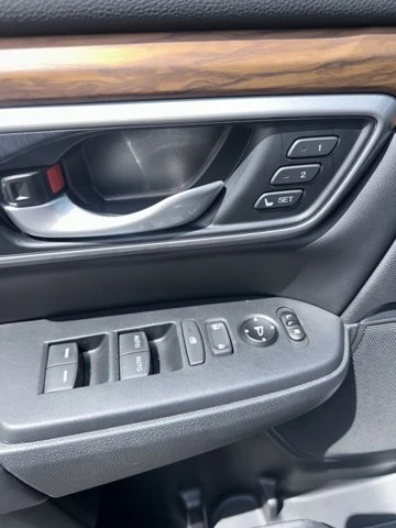 2020 Honda CR-V 5th Gen - Image 12 of 20