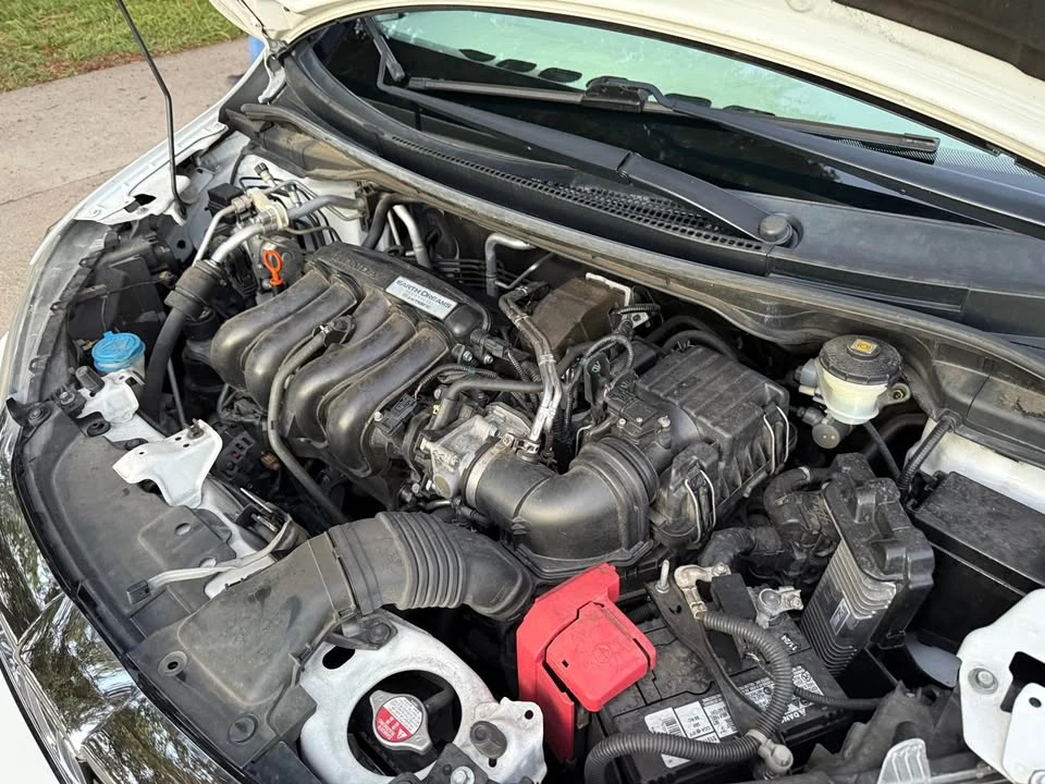 2020 Honda Fit - Image 14 of 19