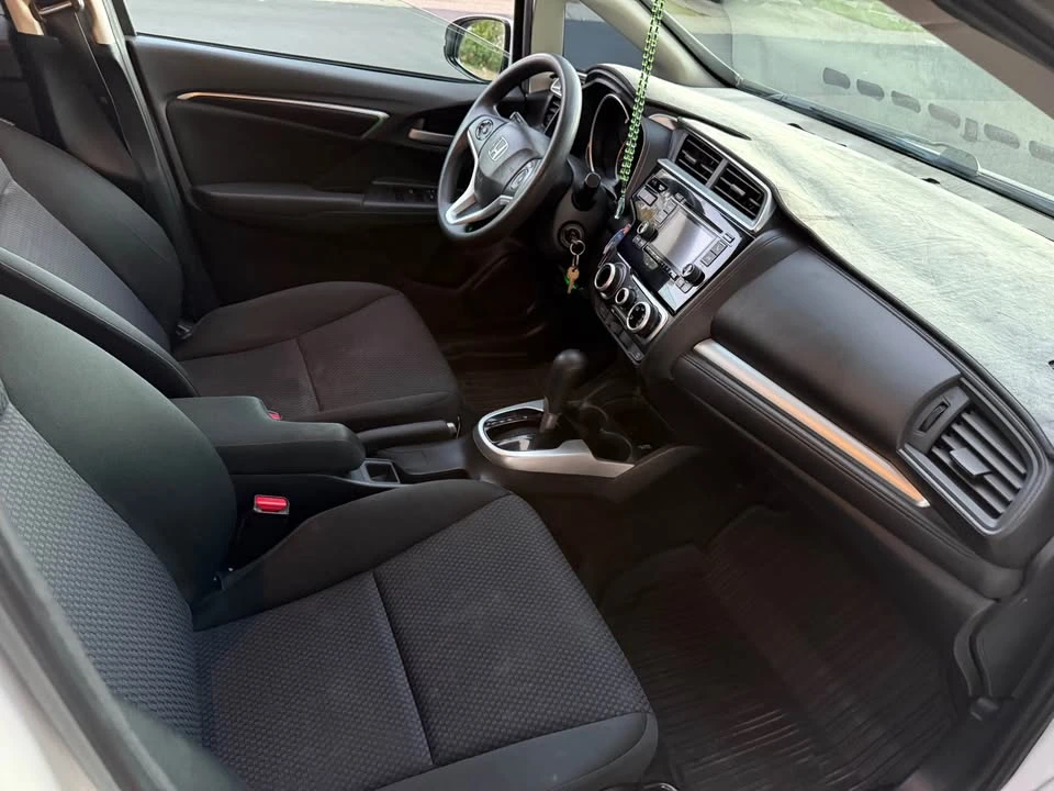 2020 Honda Fit - Image 16 of 19
