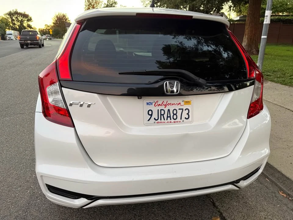 2020 Honda Fit - Image 8 of 19