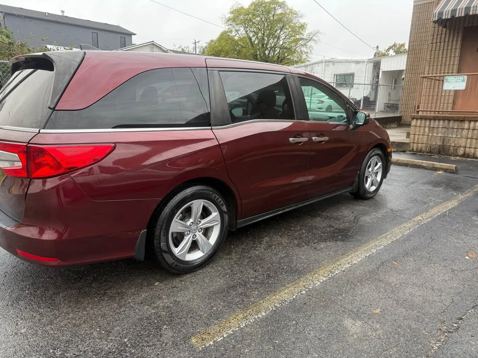 2020 Honda Odyssey - Image 2 of 13
