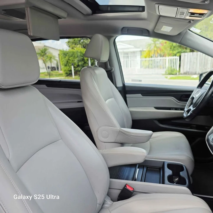 2020 Honda Odyssey - Image 10 of 10