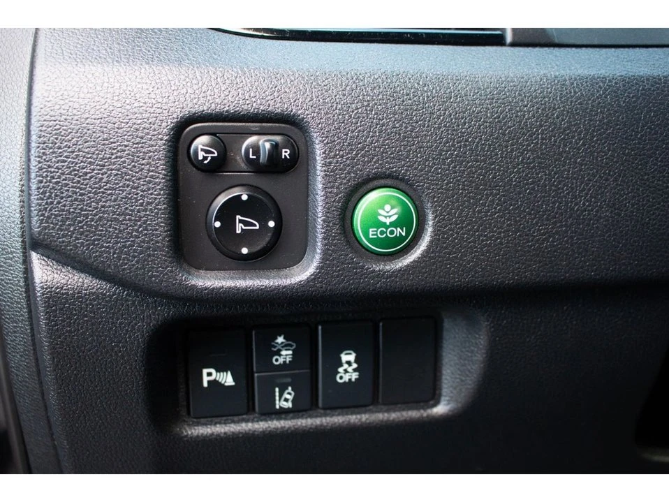 2020 Honda Pilot 3rd Gen - Image 18 of 20