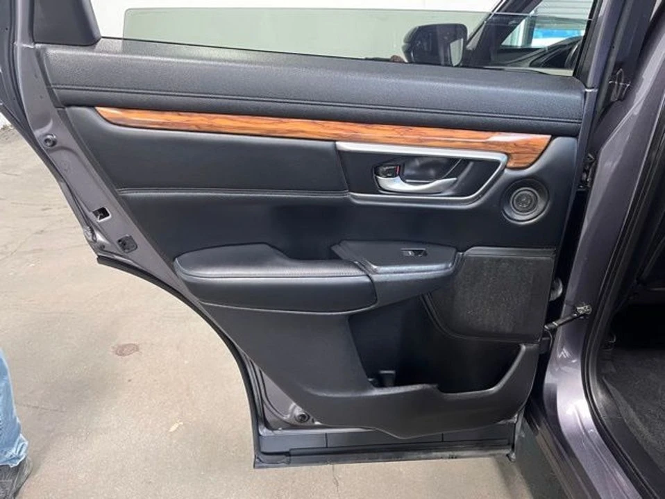 2020 Honda CR-V 5th Gen - Image 18 of 20