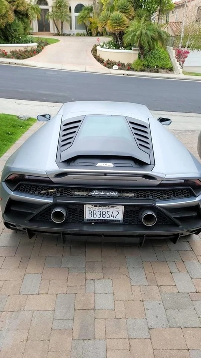 2020 Lamborghini Huracan LP640-4 EVO - Image 2 of 9