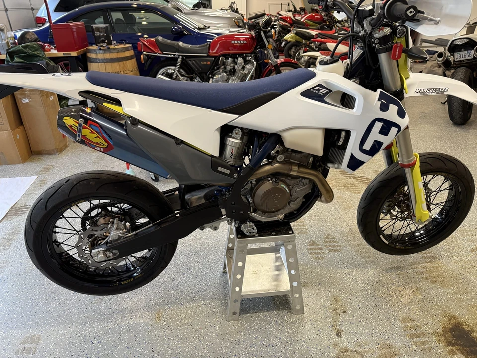2020 Husqvarna - Image 5 of 31
