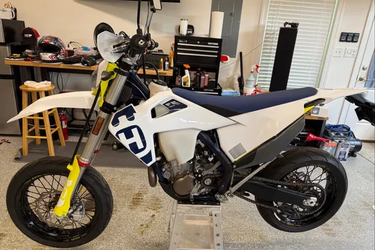 2020 Husqvarna FE 501S Supermoto Conversion