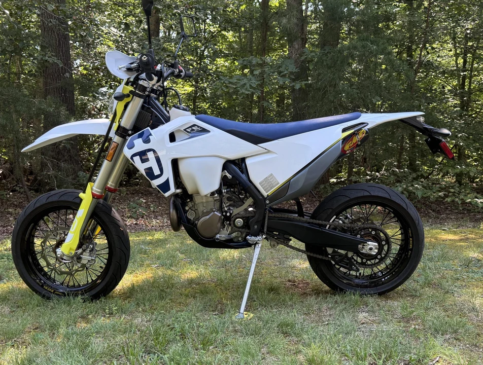 2020 Husqvarna - Image 28 of 31