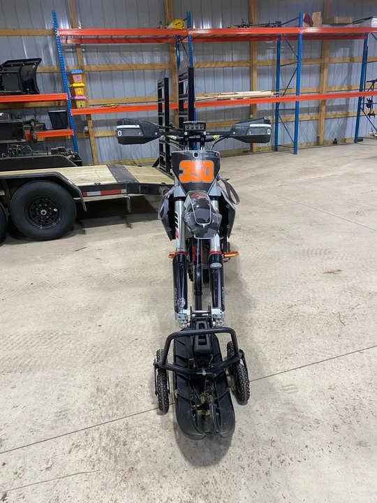 2020 Husqvarna - Image 3 of 7