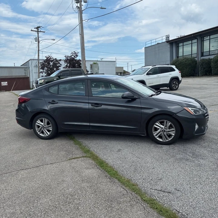 2020 Hyundai Elantra - Image 3 of 16