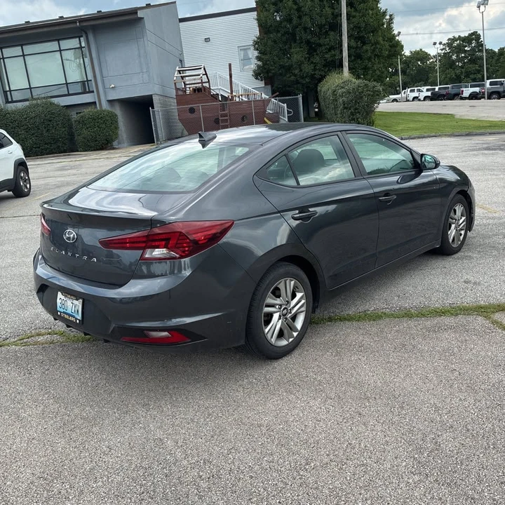 2020 Hyundai Elantra - Image 7 of 16
