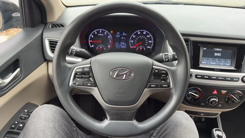 2020 Hyundai Accent - Image 10 of 12