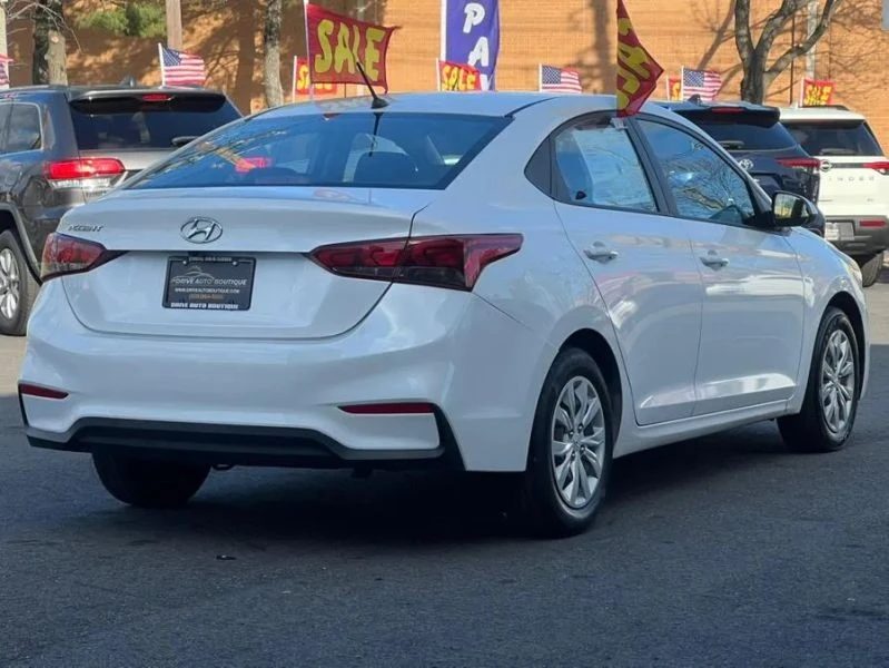 2020 Hyundai Accent - Image 8 of 12