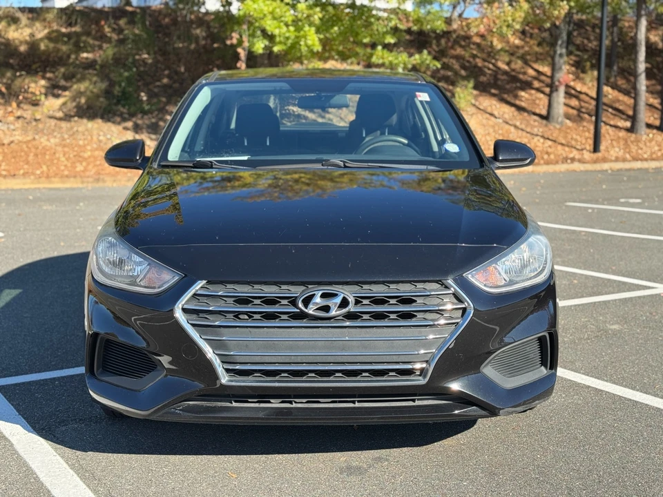 2020 Hyundai Accent - Image 2 of 12