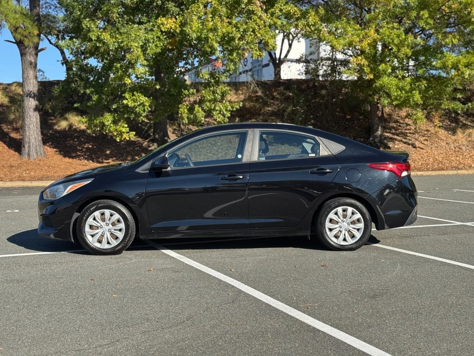 2020 Hyundai Accent - Image 6 of 12
