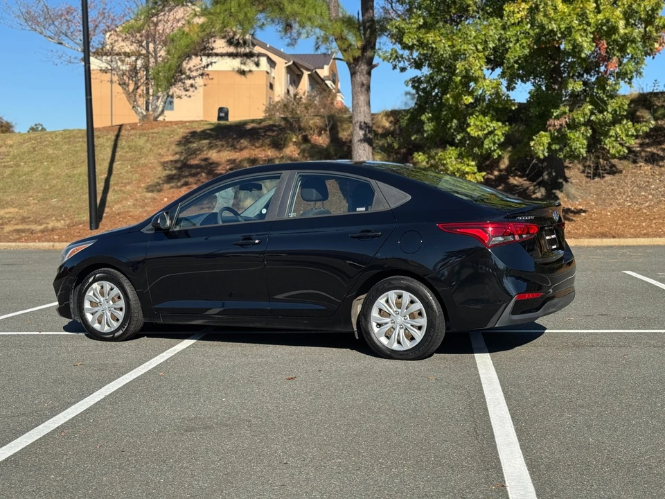 2020 Hyundai Accent - Image 7 of 12