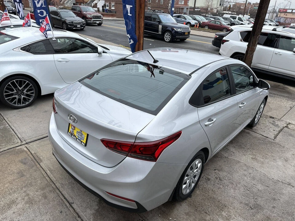 2020 Hyundai Accent - Image 11 of 21