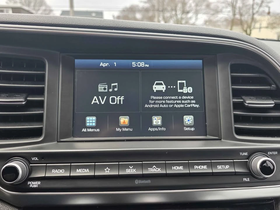 2020 Hyundai Elantra - Image 11 of 17