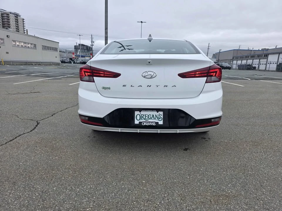 2020 Hyundai Elantra - Image 5 of 17