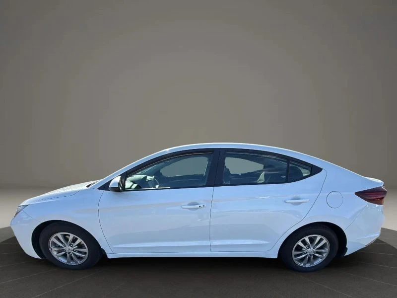 2020 Hyundai Elantra - Image 8 of 12