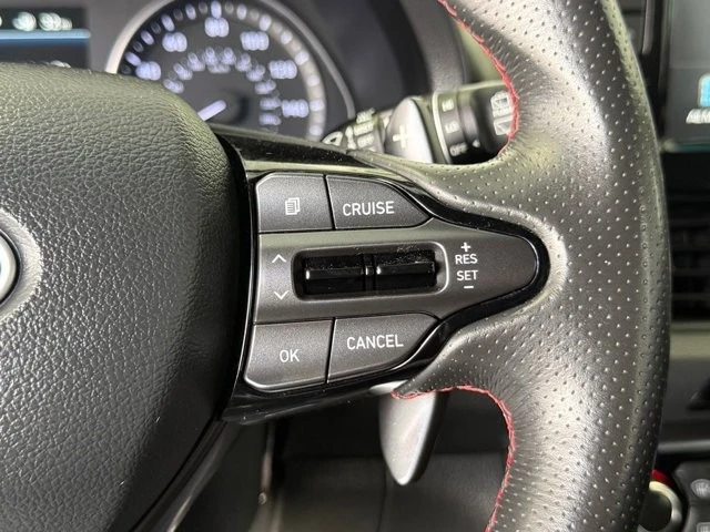 2020 Hyundai Elantra - Image 24 of 31
