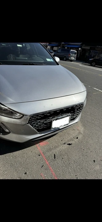 2020 Hyundai Elantra - Image 5 of 15