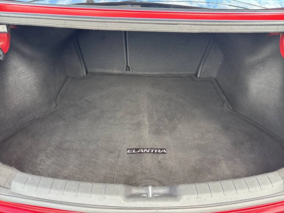 2020 Hyundai Elantra - Image 13 of 21