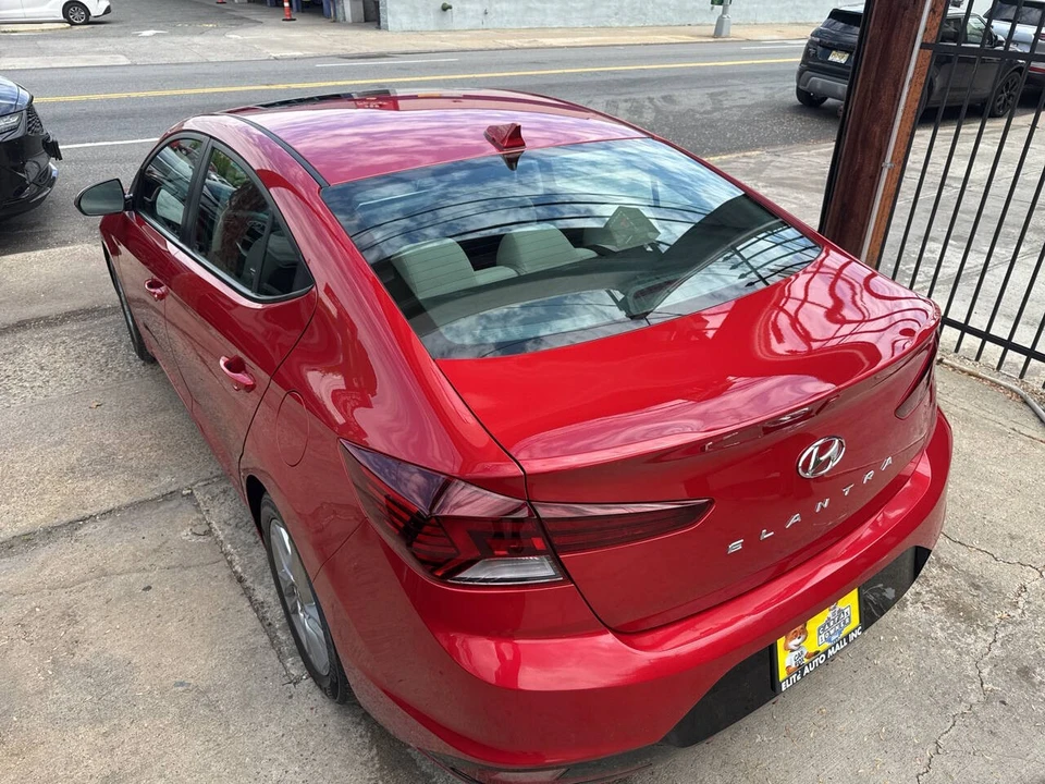 2020 Hyundai Elantra - Image 10 of 21