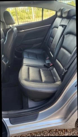 2020 Hyundai Elantra - Image 16 of 21