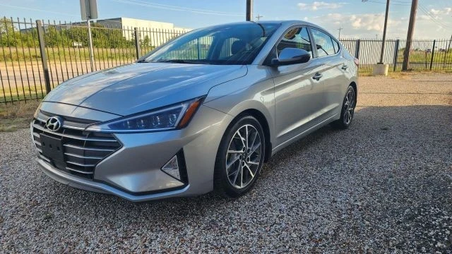 2020 Hyundai Elantra - Image 5 of 21