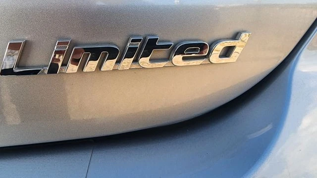 2020 Hyundai Elantra - Image 13 of 21