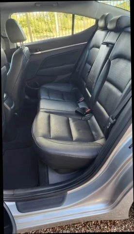 2020 Hyundai Elantra - Image 16 of 21