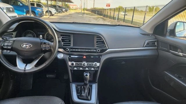 2020 Hyundai Elantra - Image 19 of 21