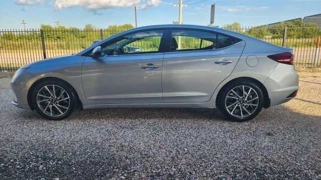 2020 Hyundai Elantra - Image 6 of 21