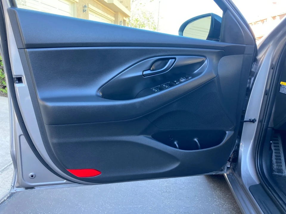 2020 Hyundai Elantra - Image 17 of 21