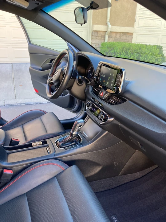 2020 Hyundai Elantra - Image 19 of 21
