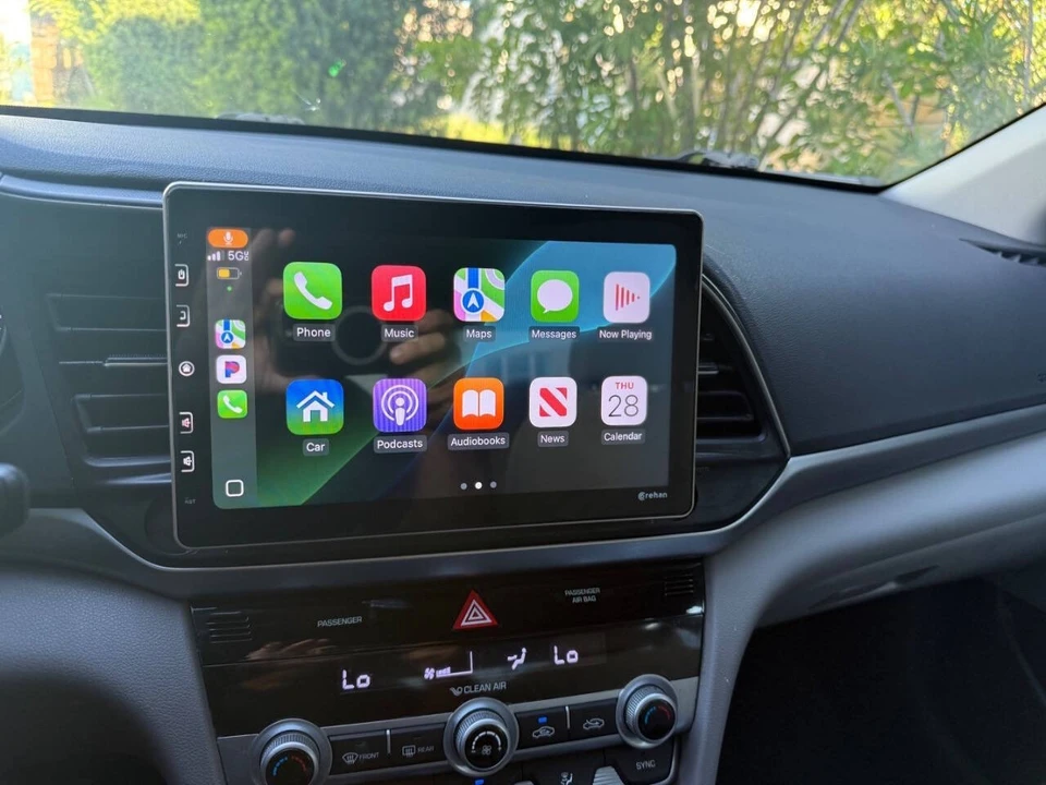 2020 Hyundai Elantra - Image 4 of 17