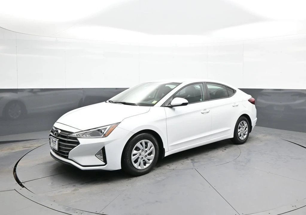 2020 Hyundai Elantra - Image 10 of 21