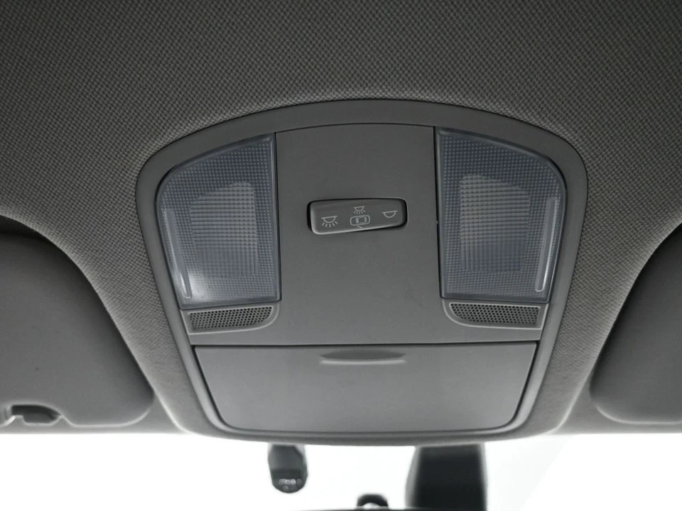 2020 Hyundai Elantra - Image 17 of 21