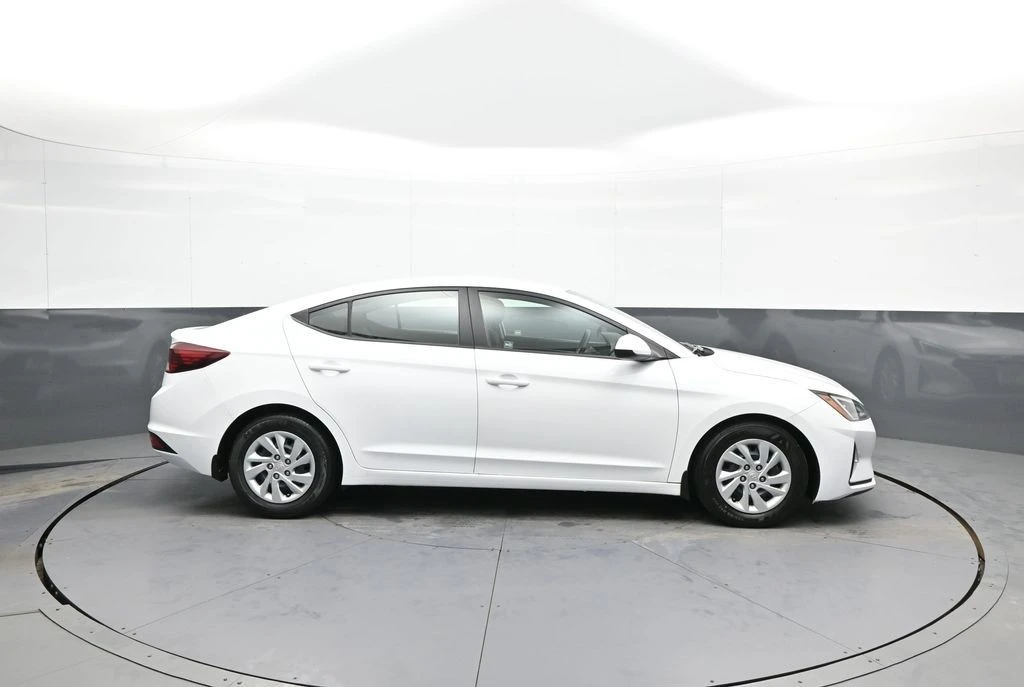 2020 Hyundai Elantra - Image 5 of 21