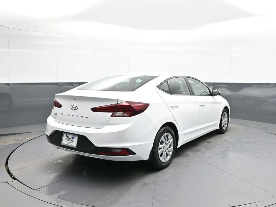 2020 Hyundai Elantra - Image 6 of 21
