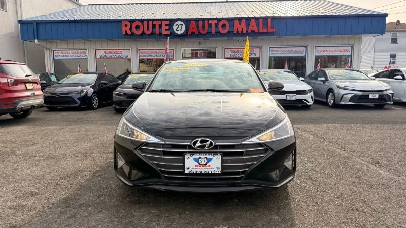 2020 Hyundai Elantra - Image 3 of 12