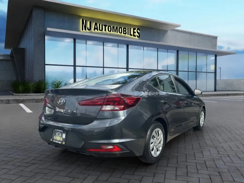 2020 Hyundai Elantra - Image 7 of 12