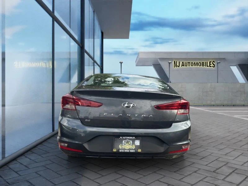 2020 Hyundai Elantra - Image 6 of 12