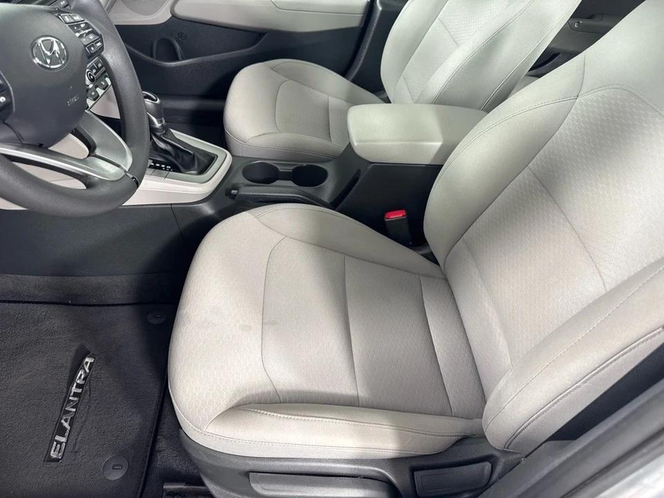 2020 Hyundai Elantra - Image 11 of 12