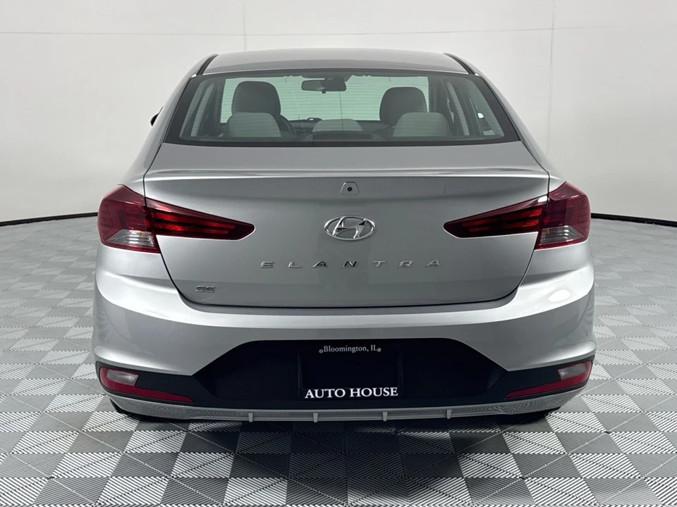 2020 Hyundai Elantra - Image 6 of 12