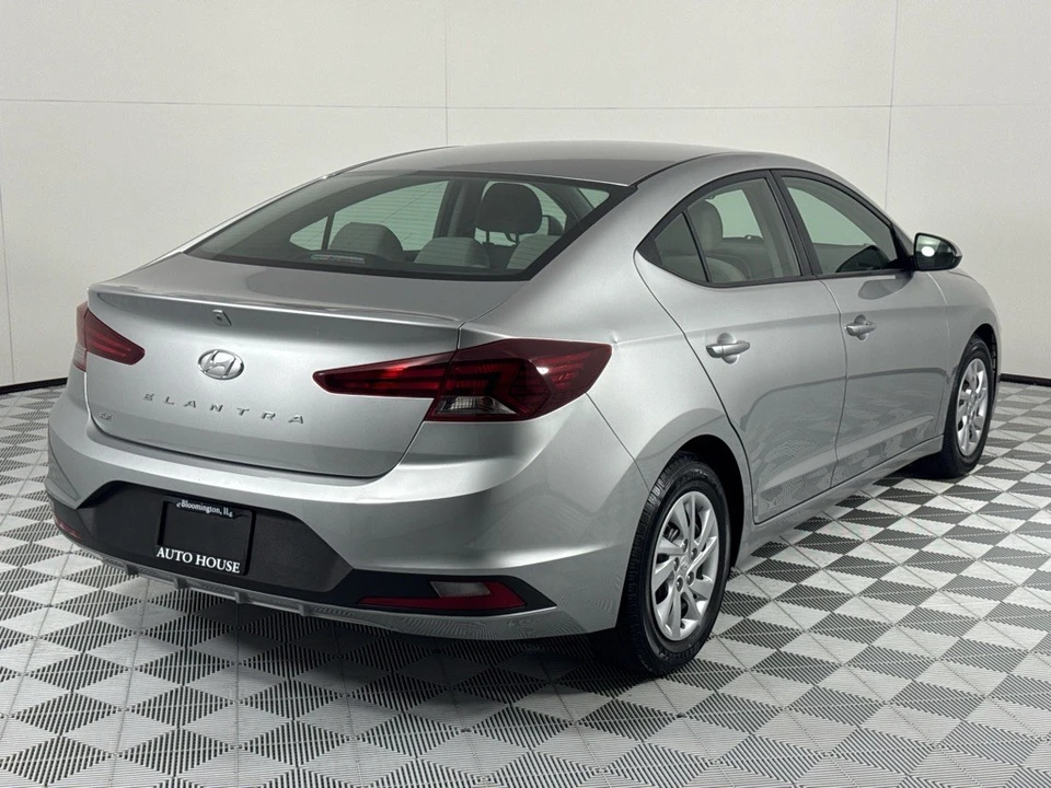 2020 Hyundai Elantra - Image 5 of 12
