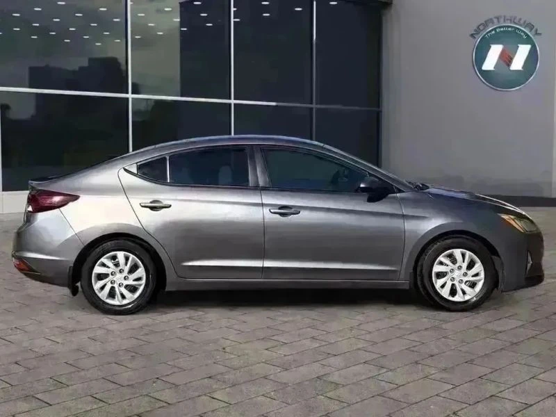 2020 Hyundai Elantra - Image 6 of 12
