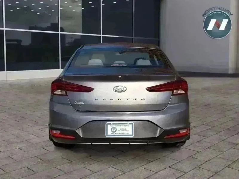 2020 Hyundai Elantra - Image 4 of 12